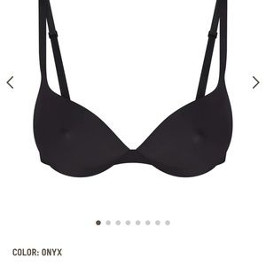 NWT Skims Nipple Bra in Onyx